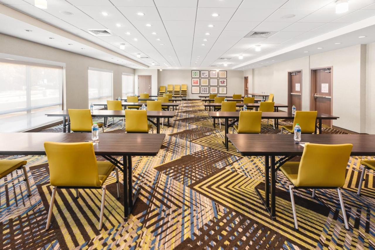 Holiday Inn Express & Suites - Suisun City By Ihg Exterior foto