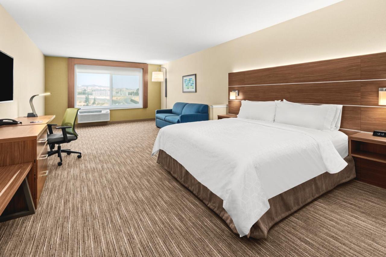 Holiday Inn Express & Suites - Suisun City By Ihg Exterior foto